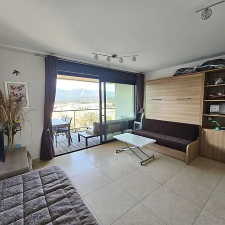 Moderne 1 Piece Avec Parking A Porto-vecchio - Fr-1-62-173 포르토베쉬오