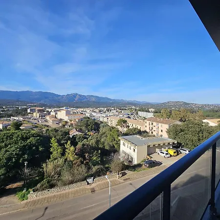 Moderne 1 Piece Avec Parking A Porto-vecchio - Fr-1-62-173